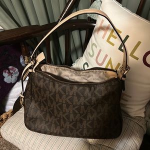 Michael Kors small shoulder bag with wristlet